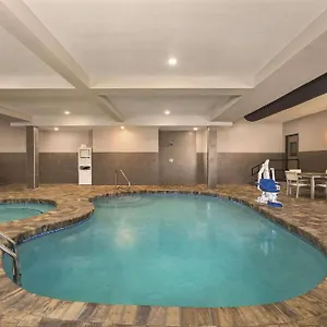 Country & By Radisson, Midtown, Ga Hotel