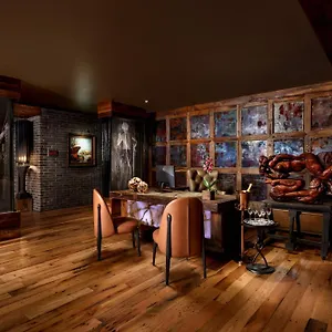 Hotel The Bohemian Riverfront, Autograph Collection