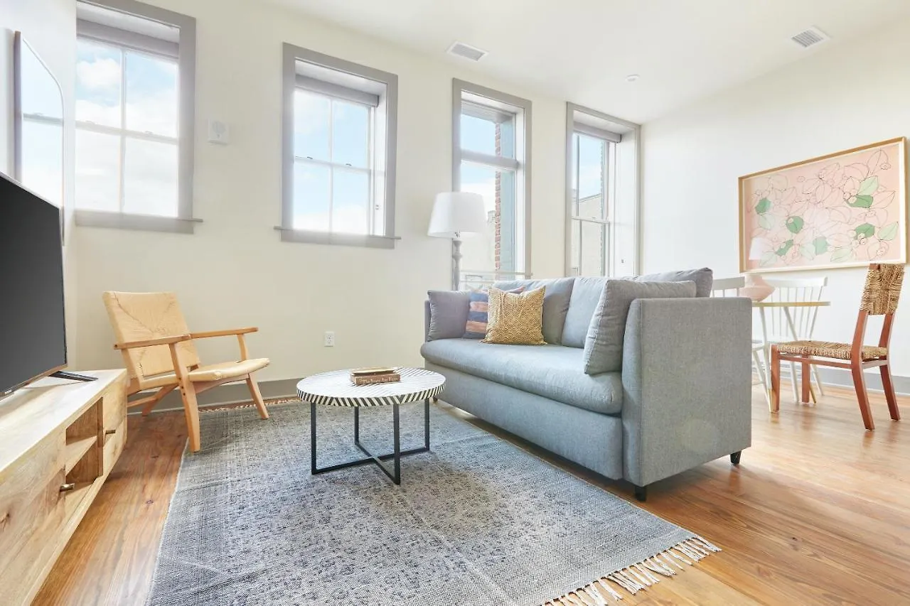 Sonder Telfair Square Aparthotel Savannah